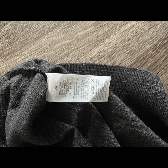 NWT Mens J Crew Henley Style button Sweater - Picture 3 of 6